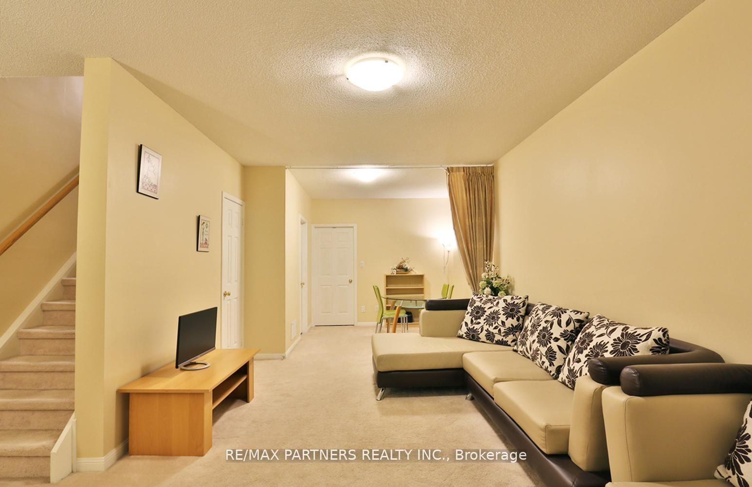 23 St Moritz Way 11 Property Photo 21