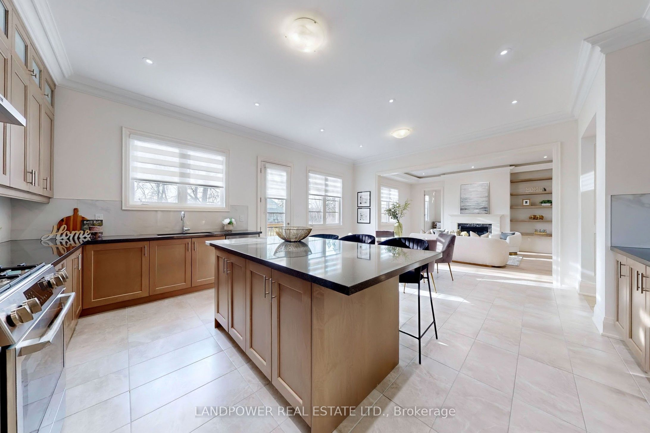 166 Prairie Rose Drive Property Photo 10