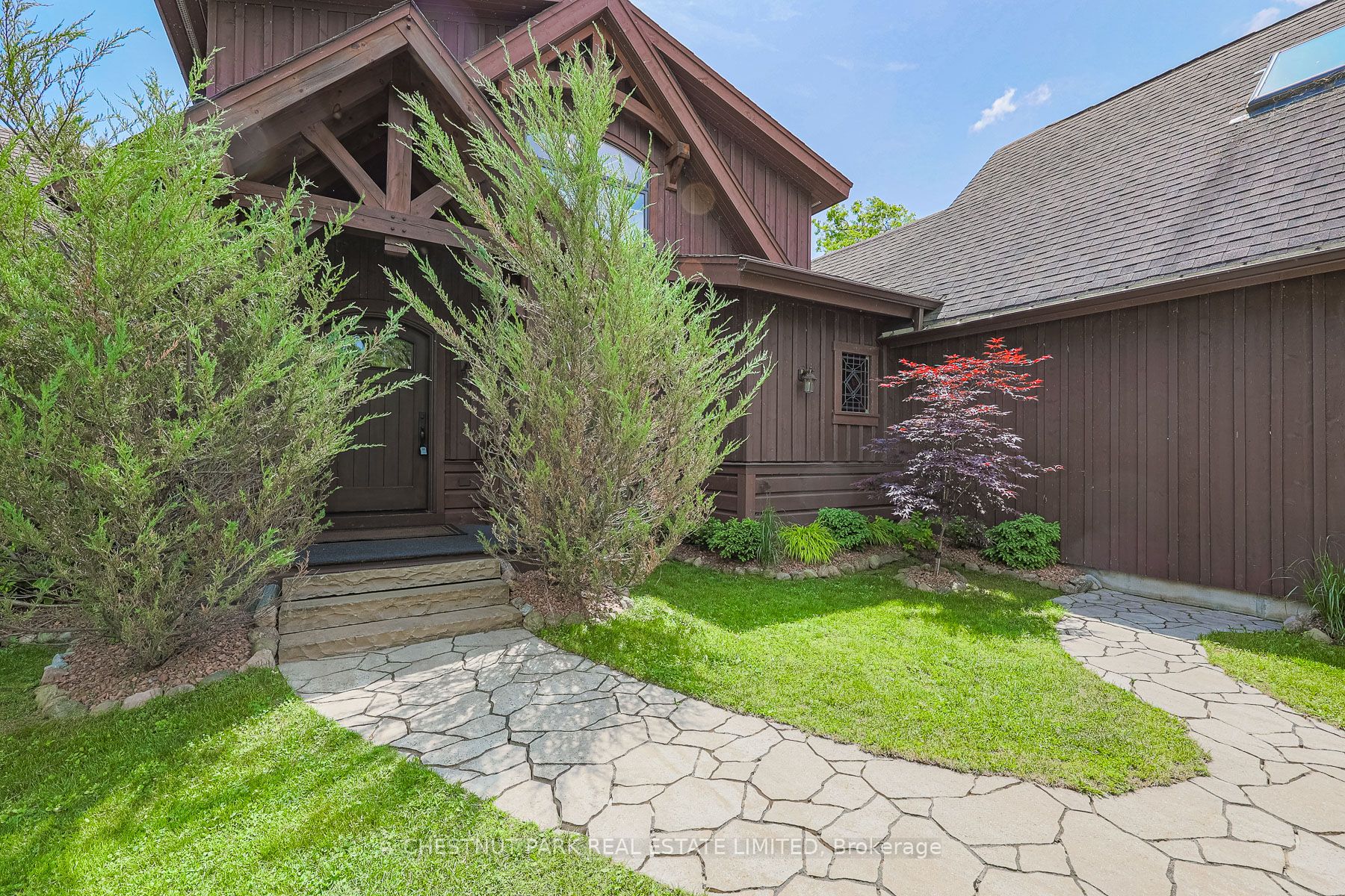 3531 Crescent Harbour Road Property Photo 1