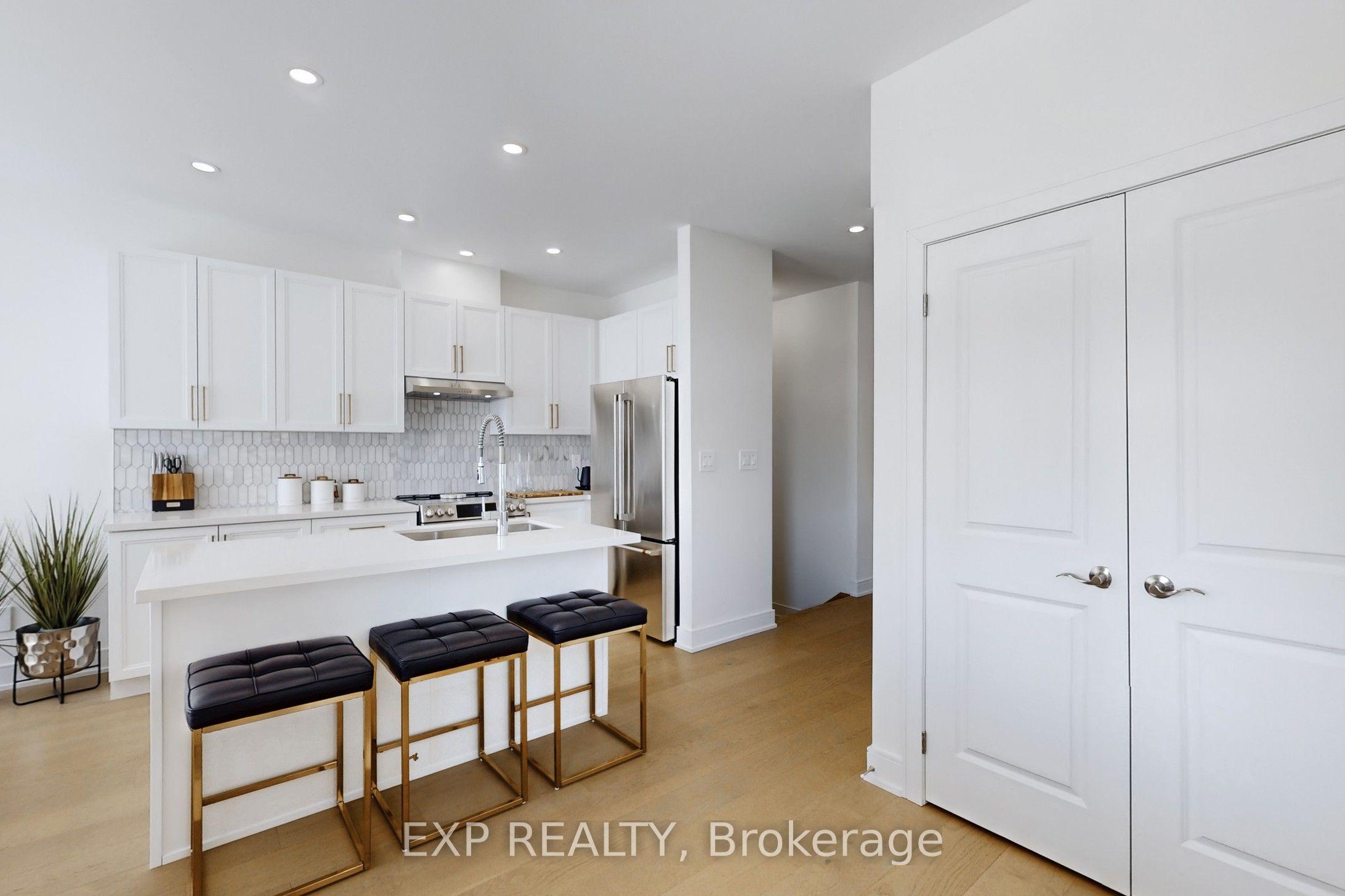 10 Palmira Drive Property Photo 14