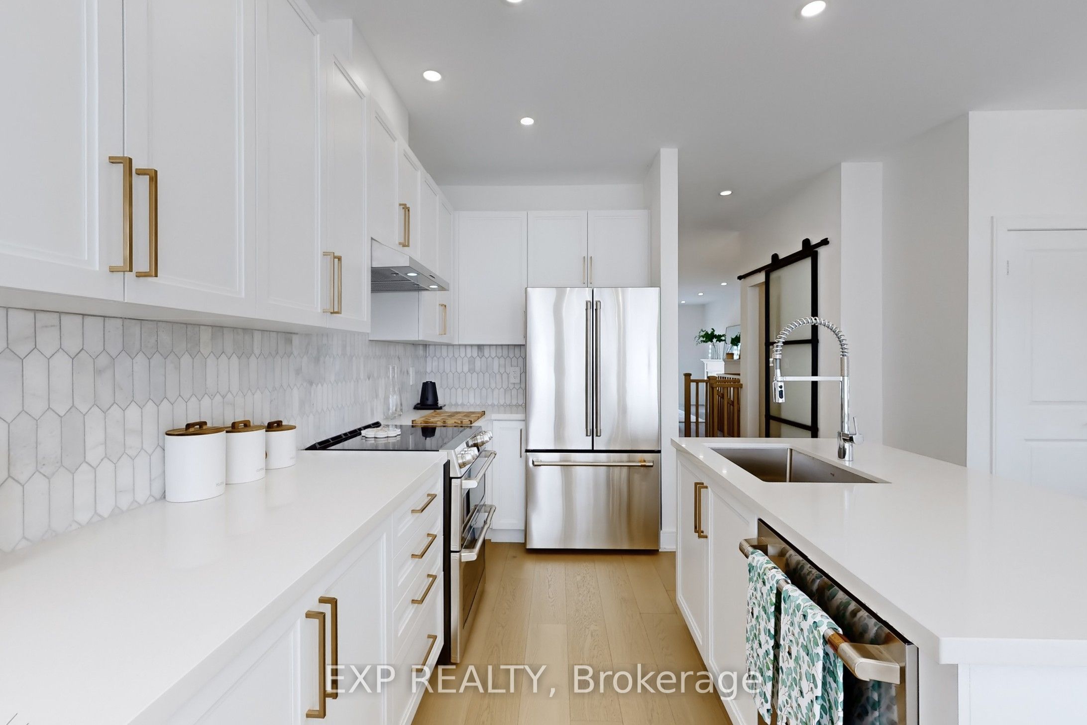 10 Palmira Drive Property Photo 15