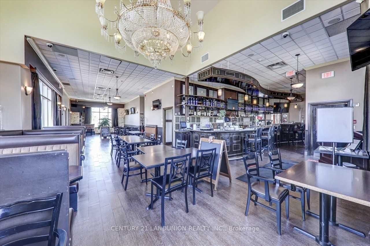 20215 Woodbine Avenue Property Photo 10