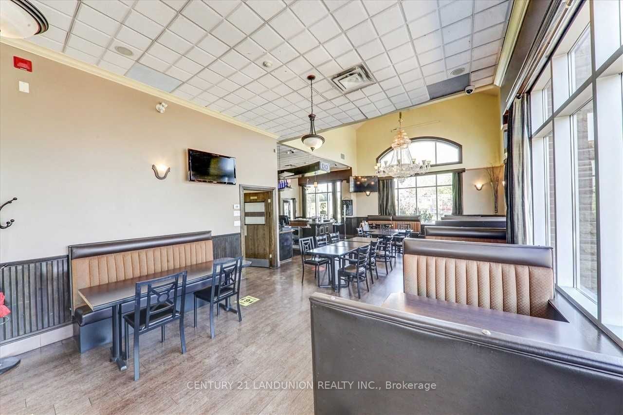 20215 Woodbine Avenue Property Photo 13