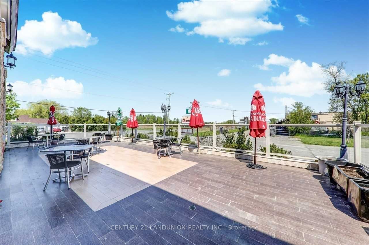 20215 Woodbine Avenue Property Photo 34