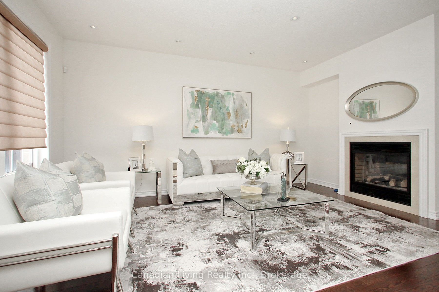 670 Via Romano Boulevard Property Photo 8