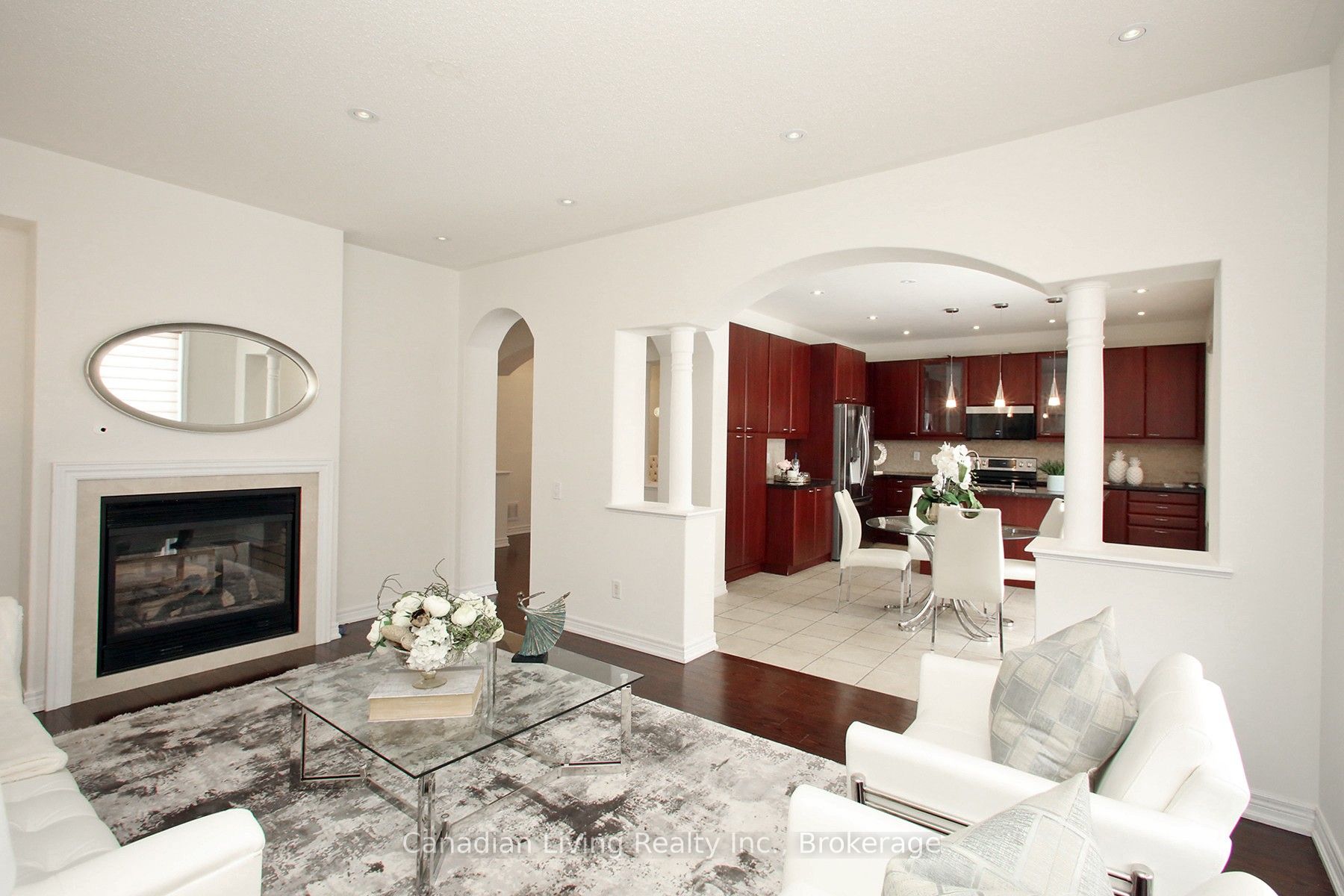 670 Via Romano Boulevard Property Photo 11