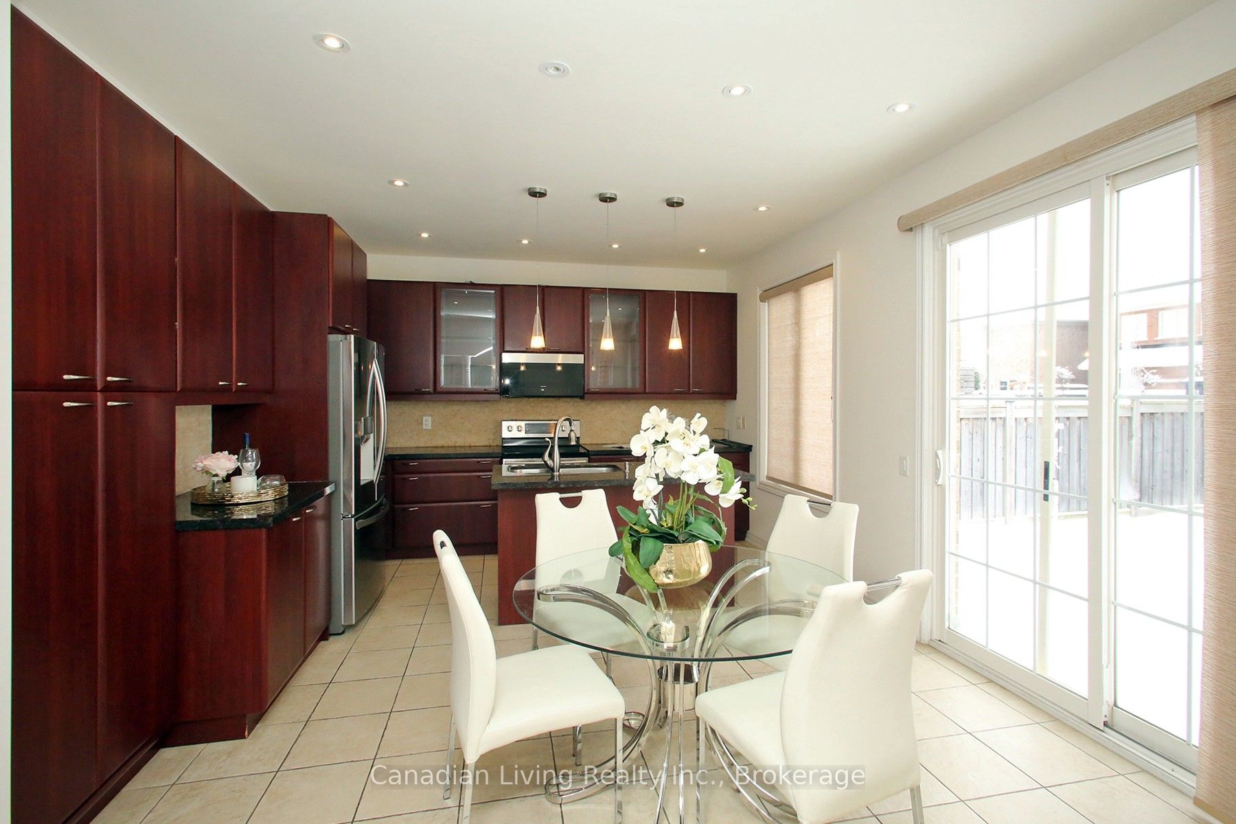 670 Via Romano Boulevard Property Photo 13