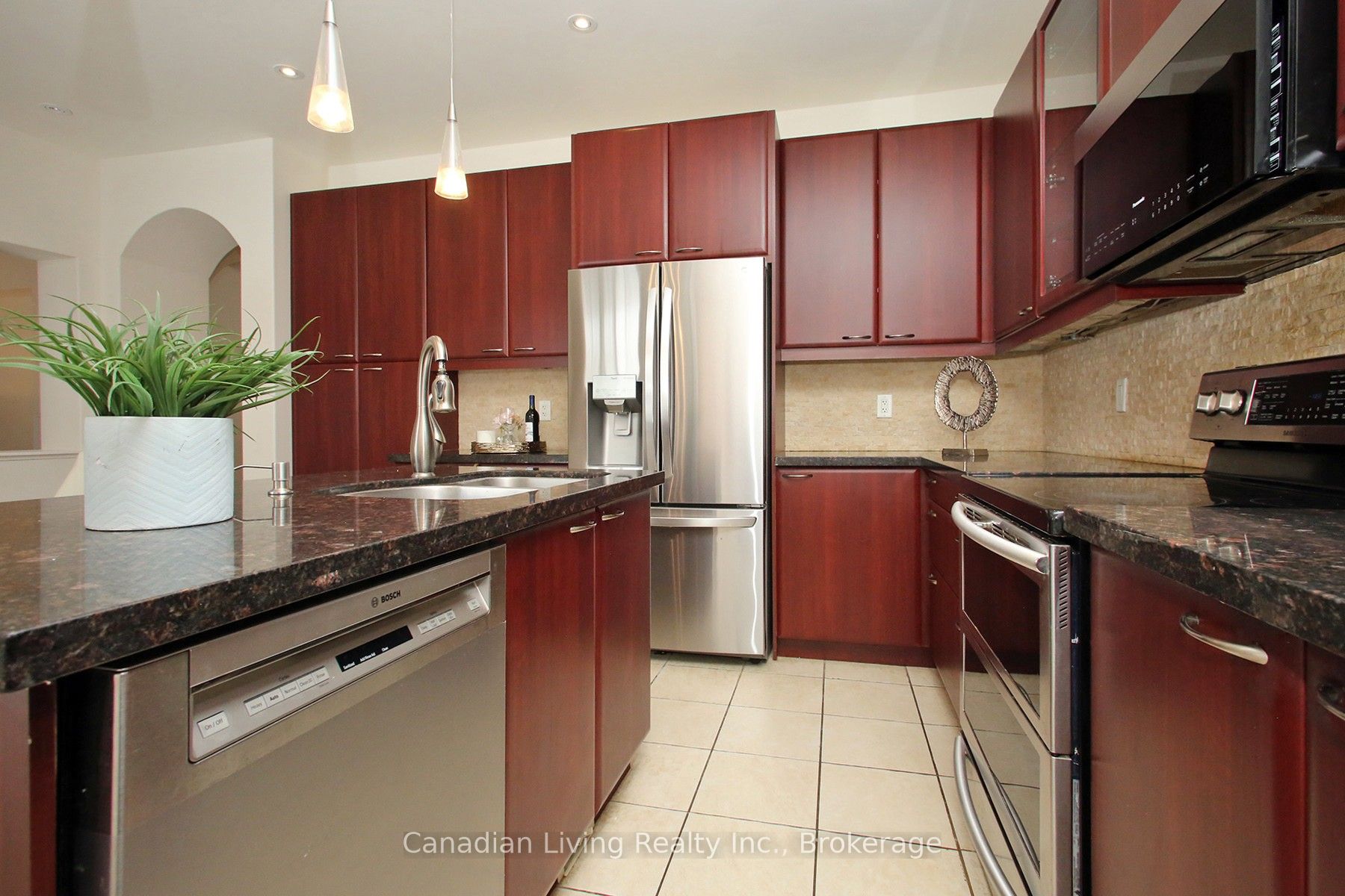 670 Via Romano Boulevard Property Photo 15
