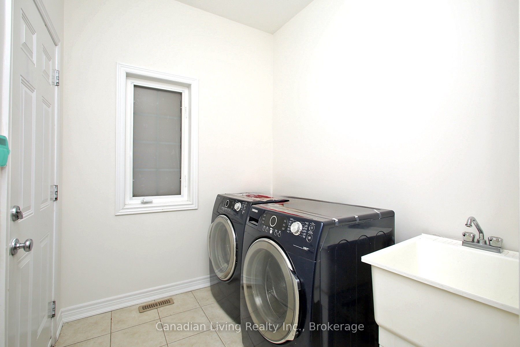 670 Via Romano Boulevard Property Photo 27