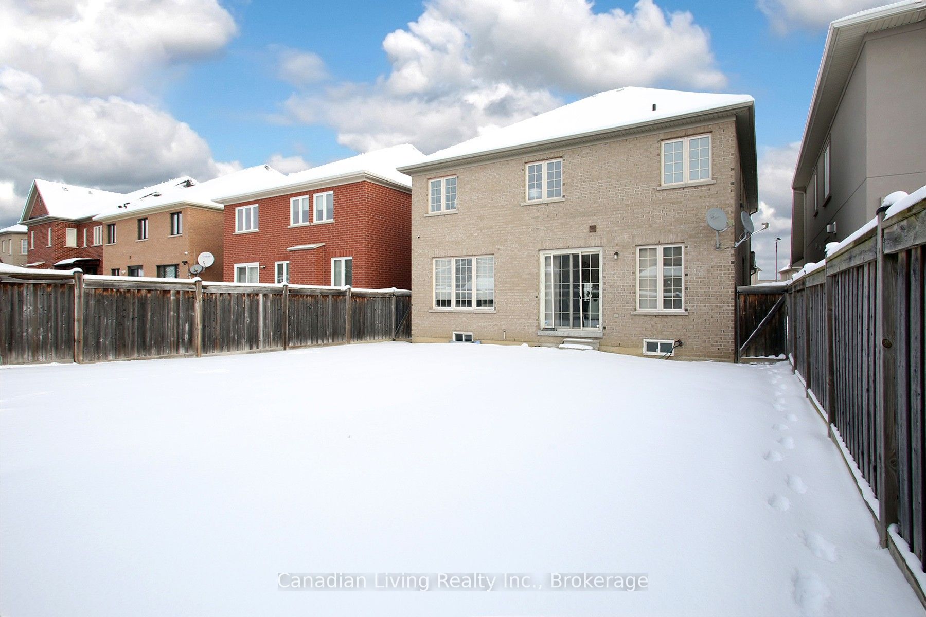 670 Via Romano Boulevard Property Photo 28