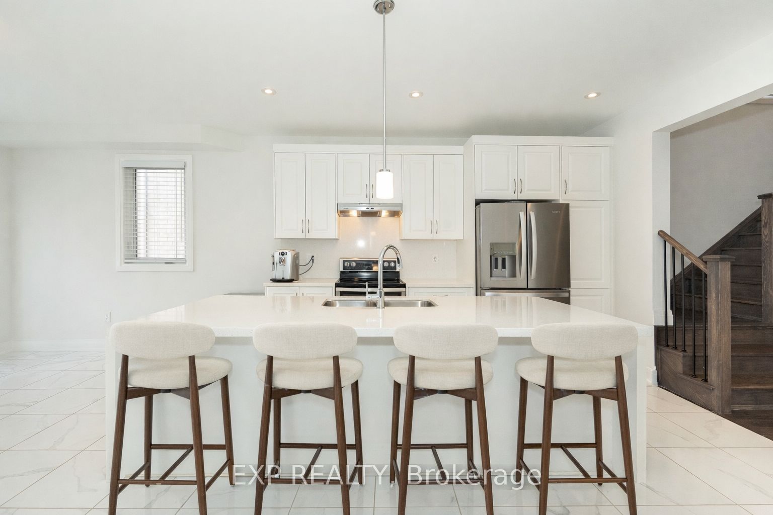 14 Longworth Avenue Property Photo 11