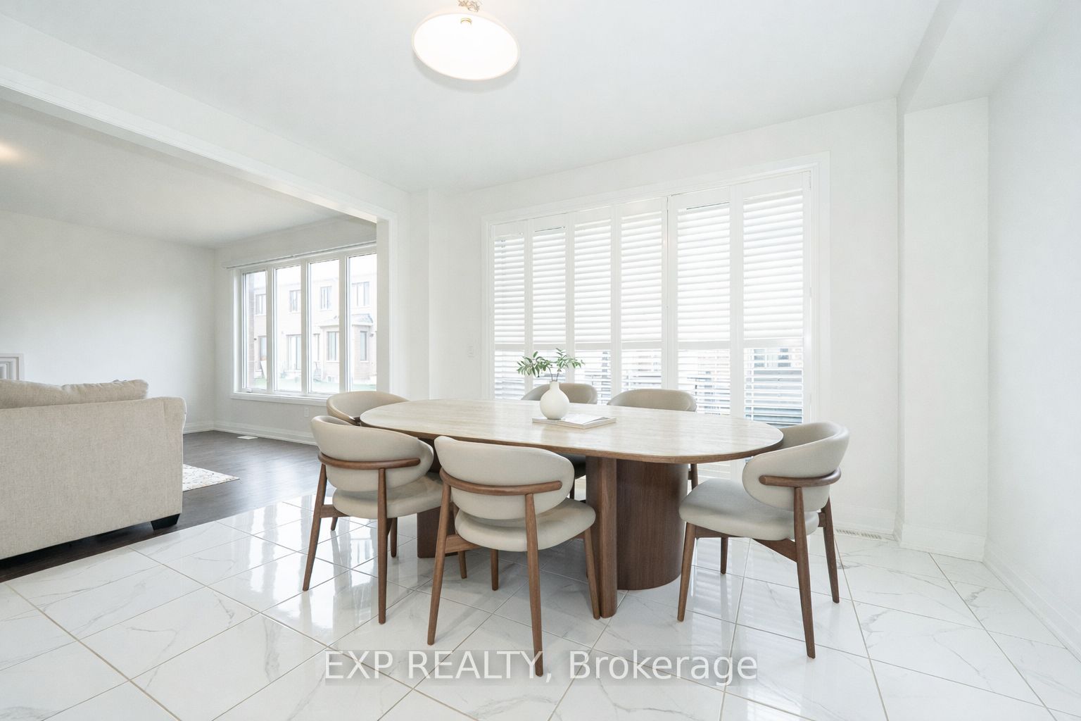14 Longworth Avenue Property Photo 13