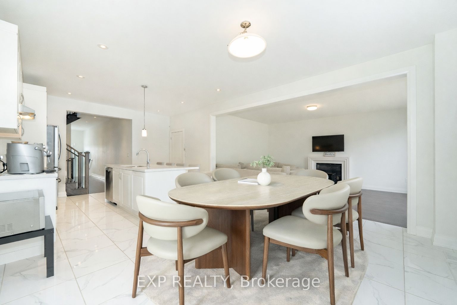 14 Longworth Avenue Property Photo 14