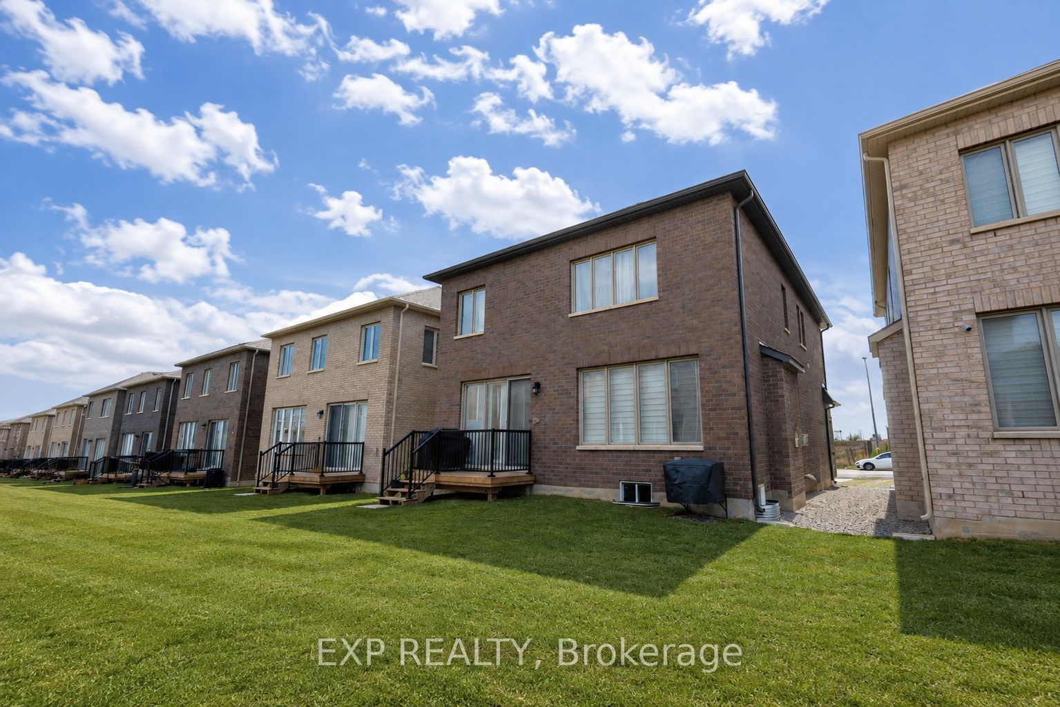 14 Longworth Avenue Property Photo 30