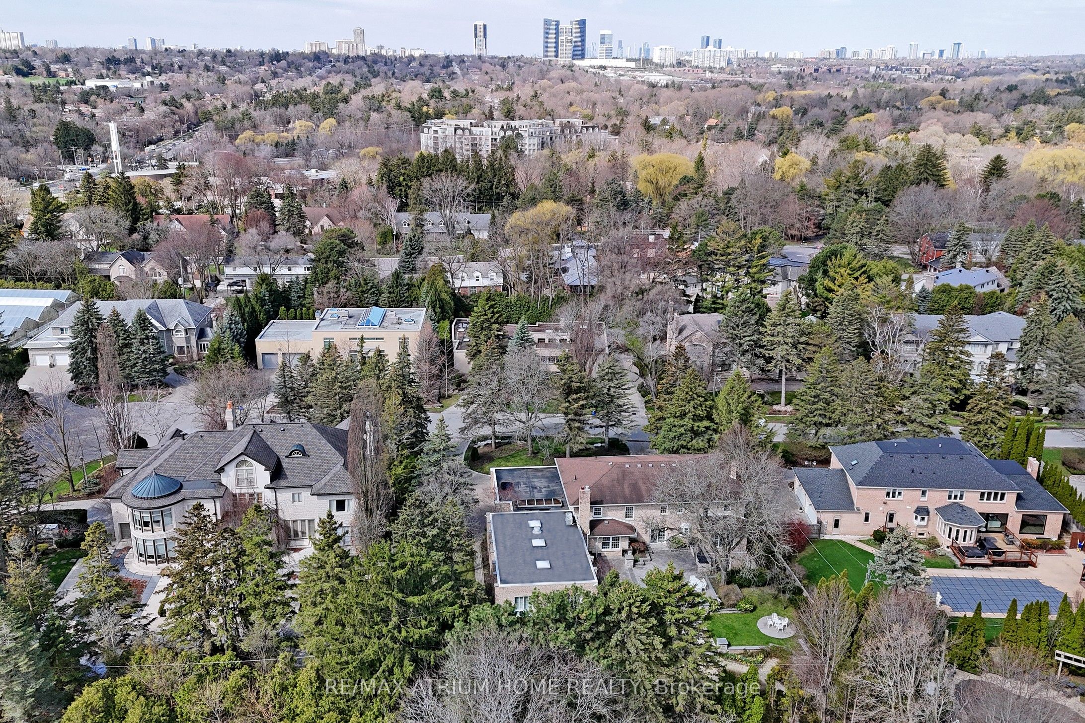19 Limcombe Drive Property Photo 4