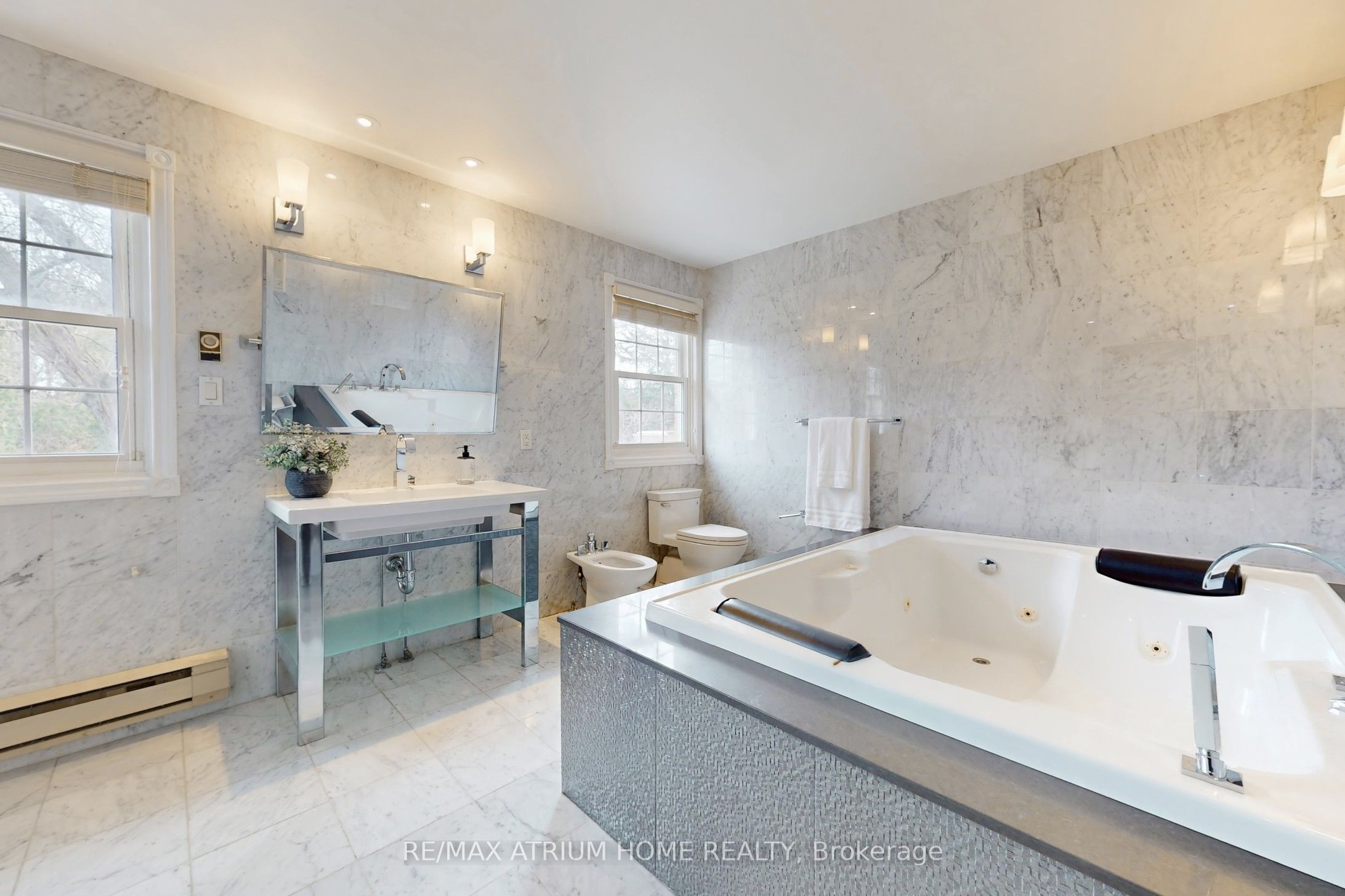 19 Limcombe Drive Property Photo 25