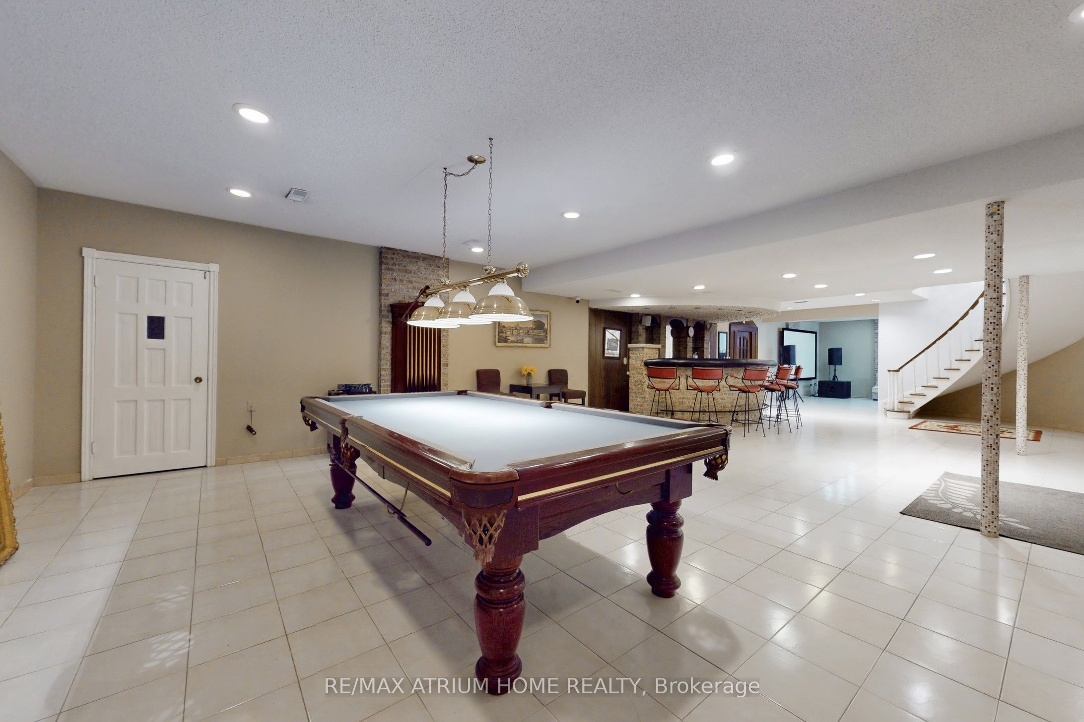 19 Limcombe Drive Property Photo 37