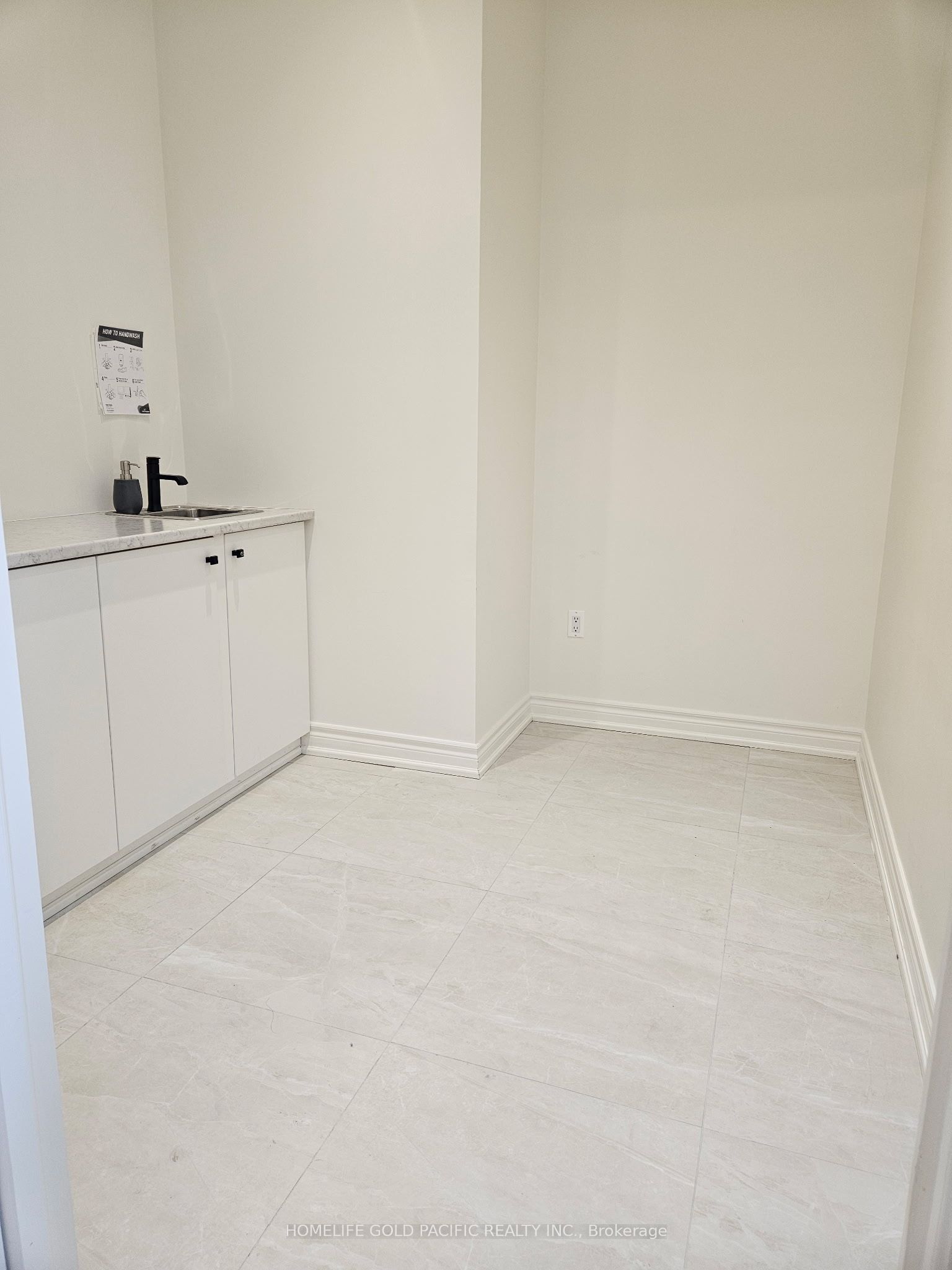 397 Kleinburg Summit Way (one Room) Property Photo 2