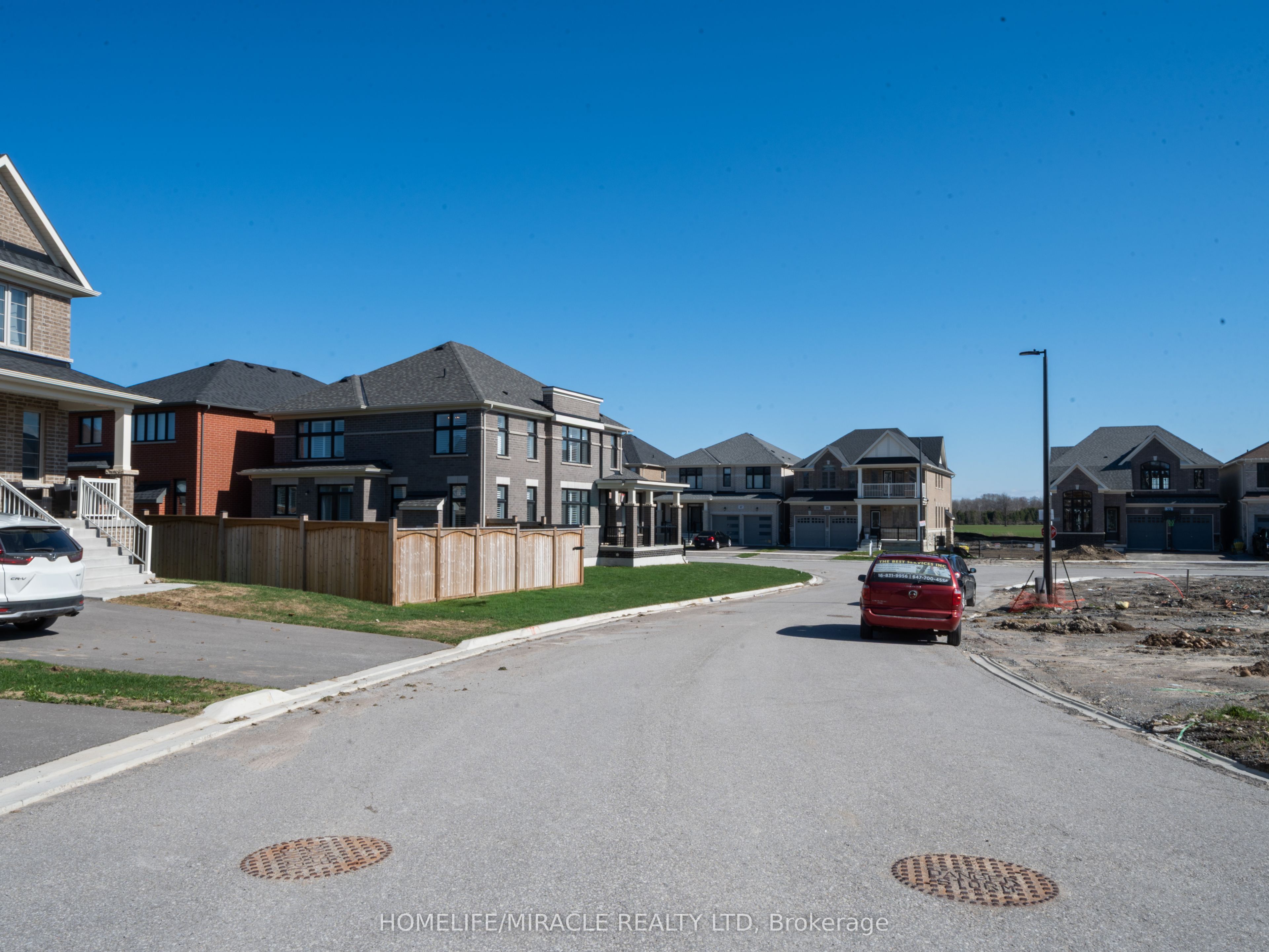 1 Ainslie Hill Crescent Property Photo 6