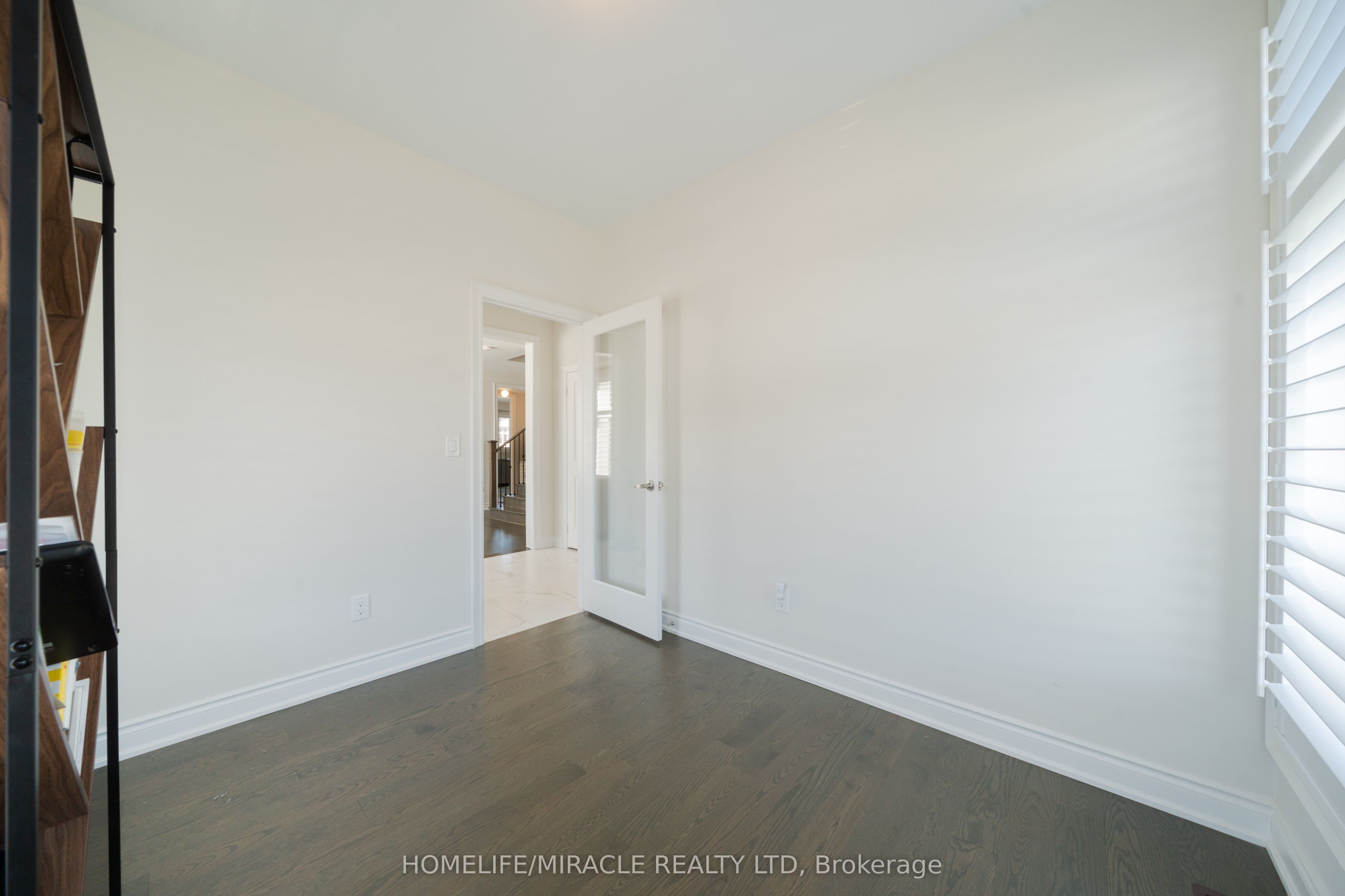 1 Ainslie Hill Crescent Property Photo 47