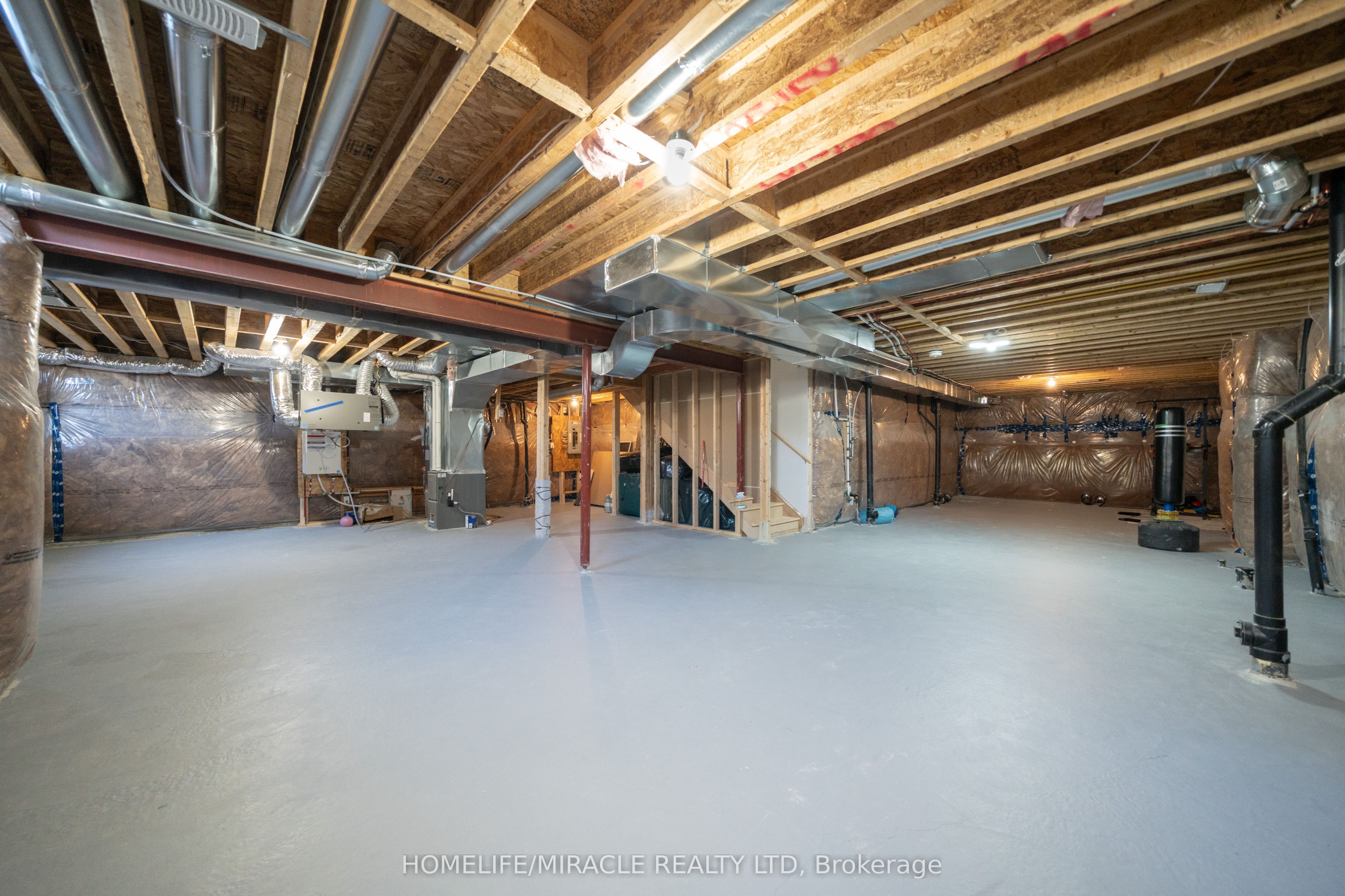 1 Ainslie Hill Crescent Property Photo 49