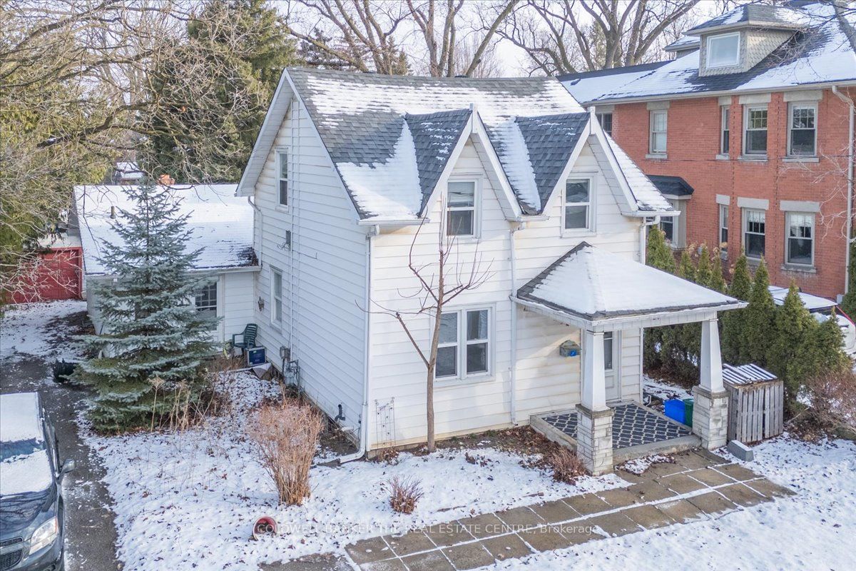 24 Maple Street Property Photo 2