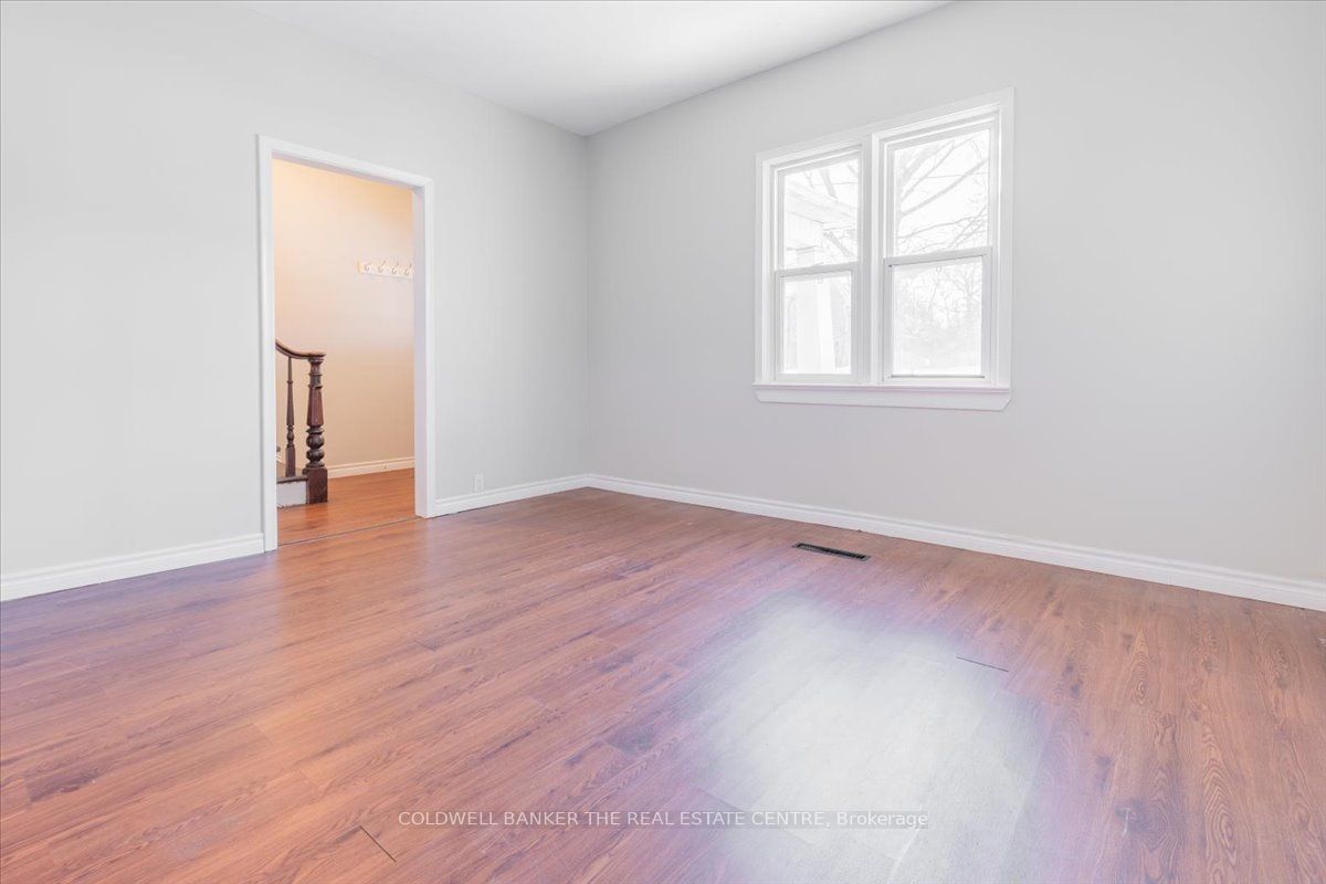 24 Maple Street Property Photo 21
