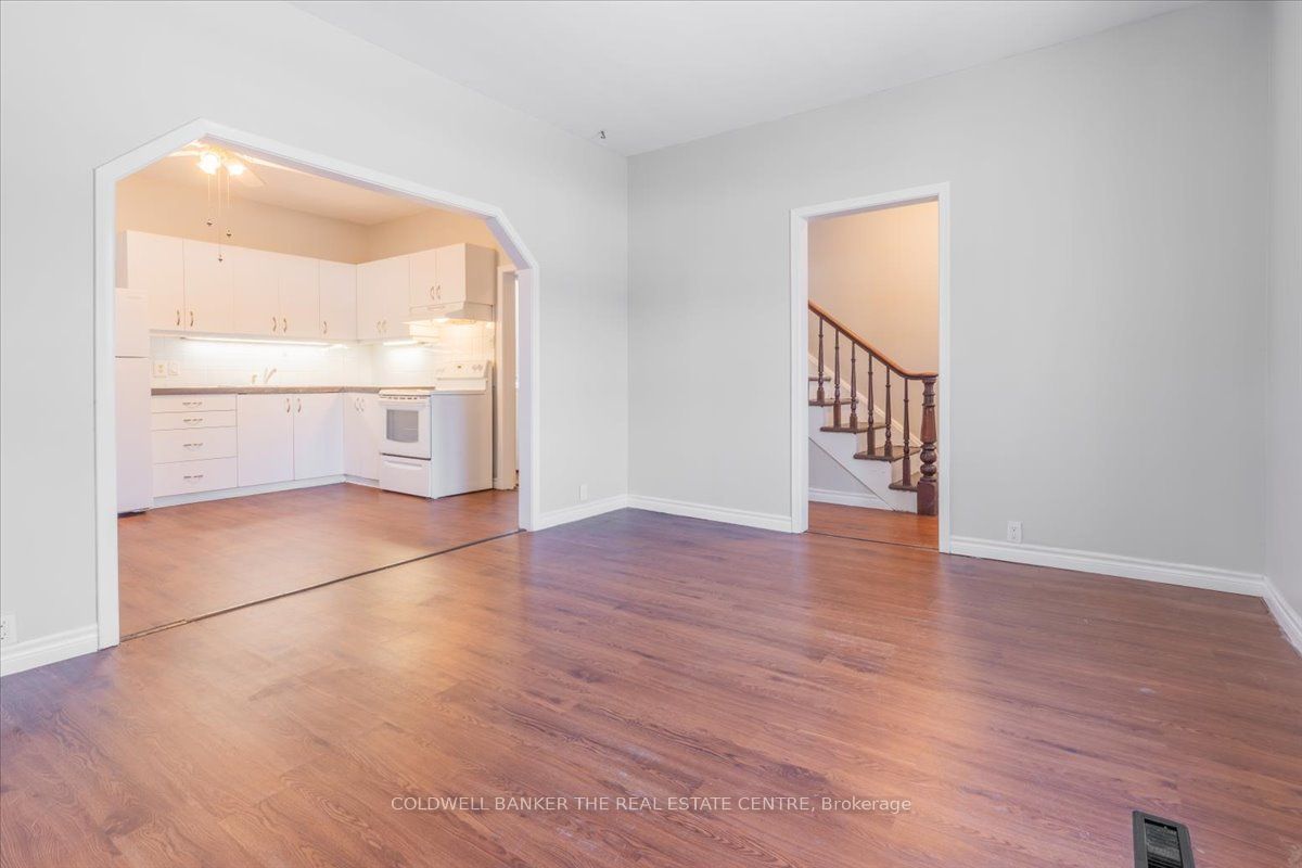 24 Maple Street Property Photo 22