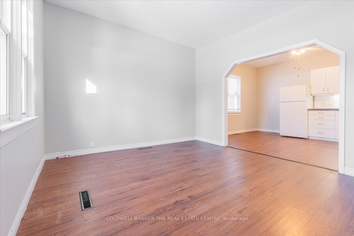 24 Maple Street Property Photo 23