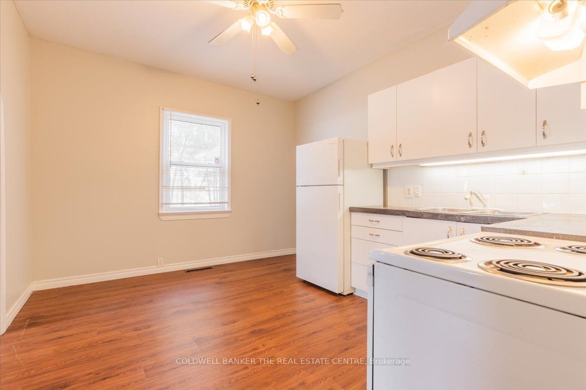 24 Maple Street Property Photo 29