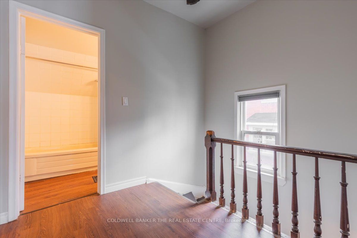 24 Maple Street Property Photo 34