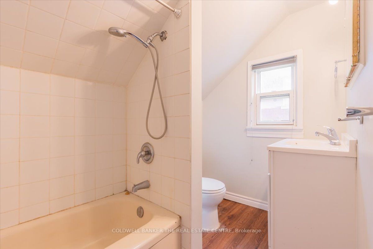 24 Maple Street Property Photo 35