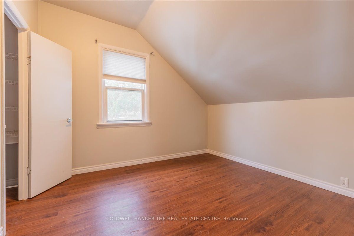 24 Maple Street Property Photo 38