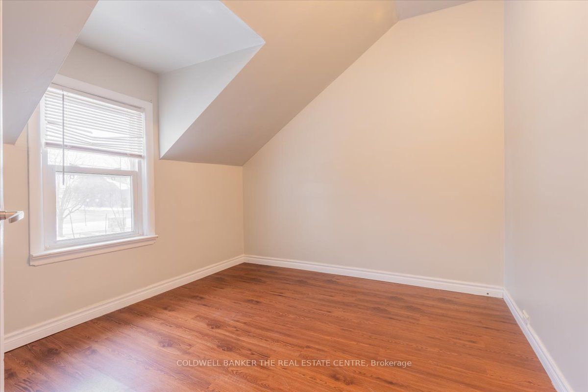24 Maple Street Property Photo 45
