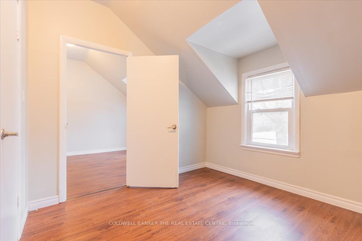 24 Maple Street Property Photo 47