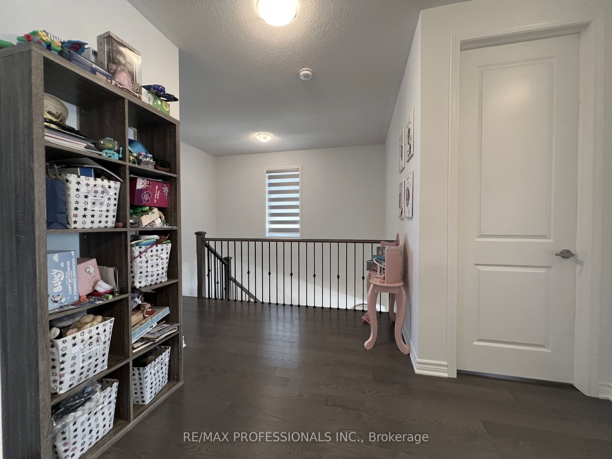687 Lamb Street Property Photo 26