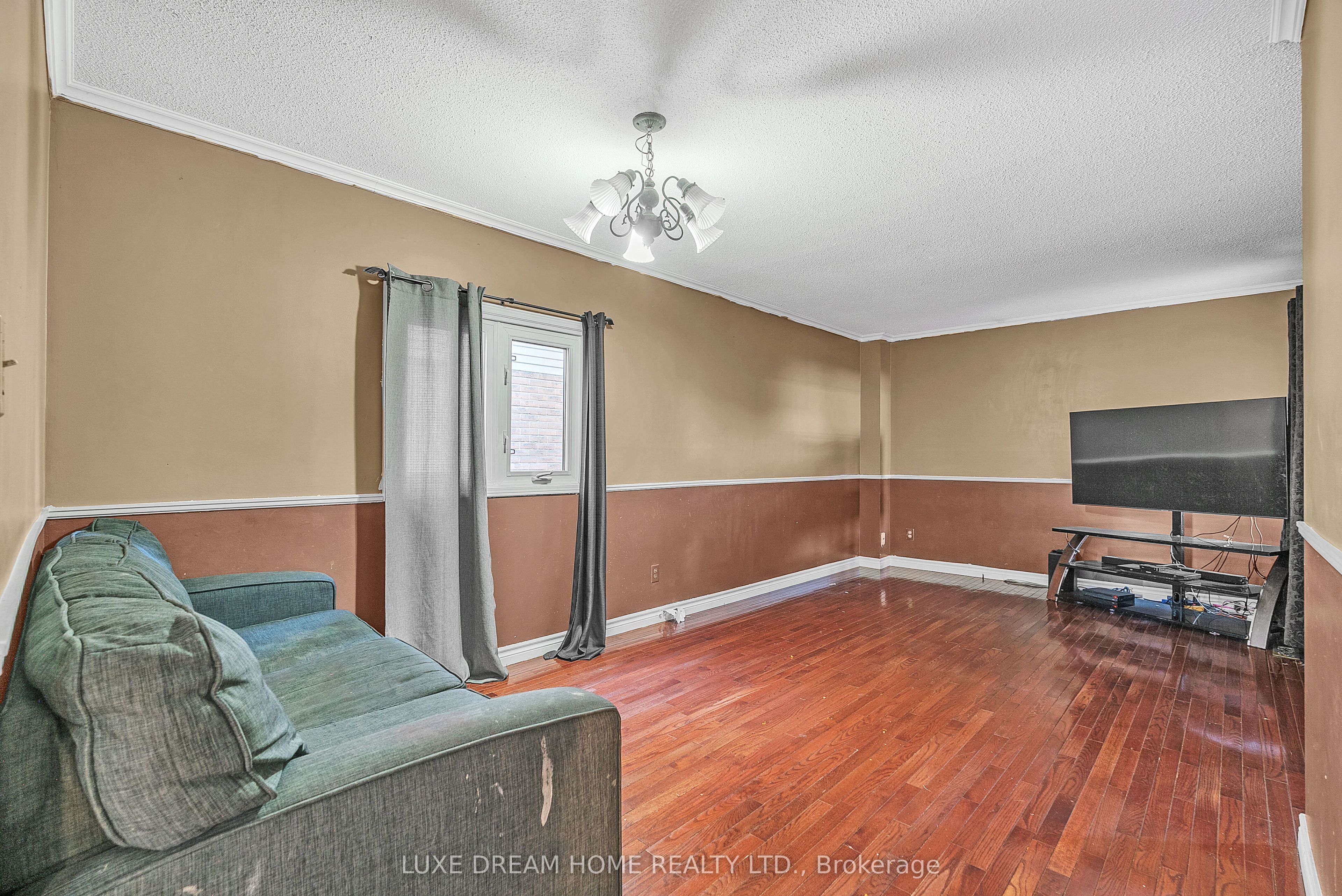 175 Albert Street Property Photo 11