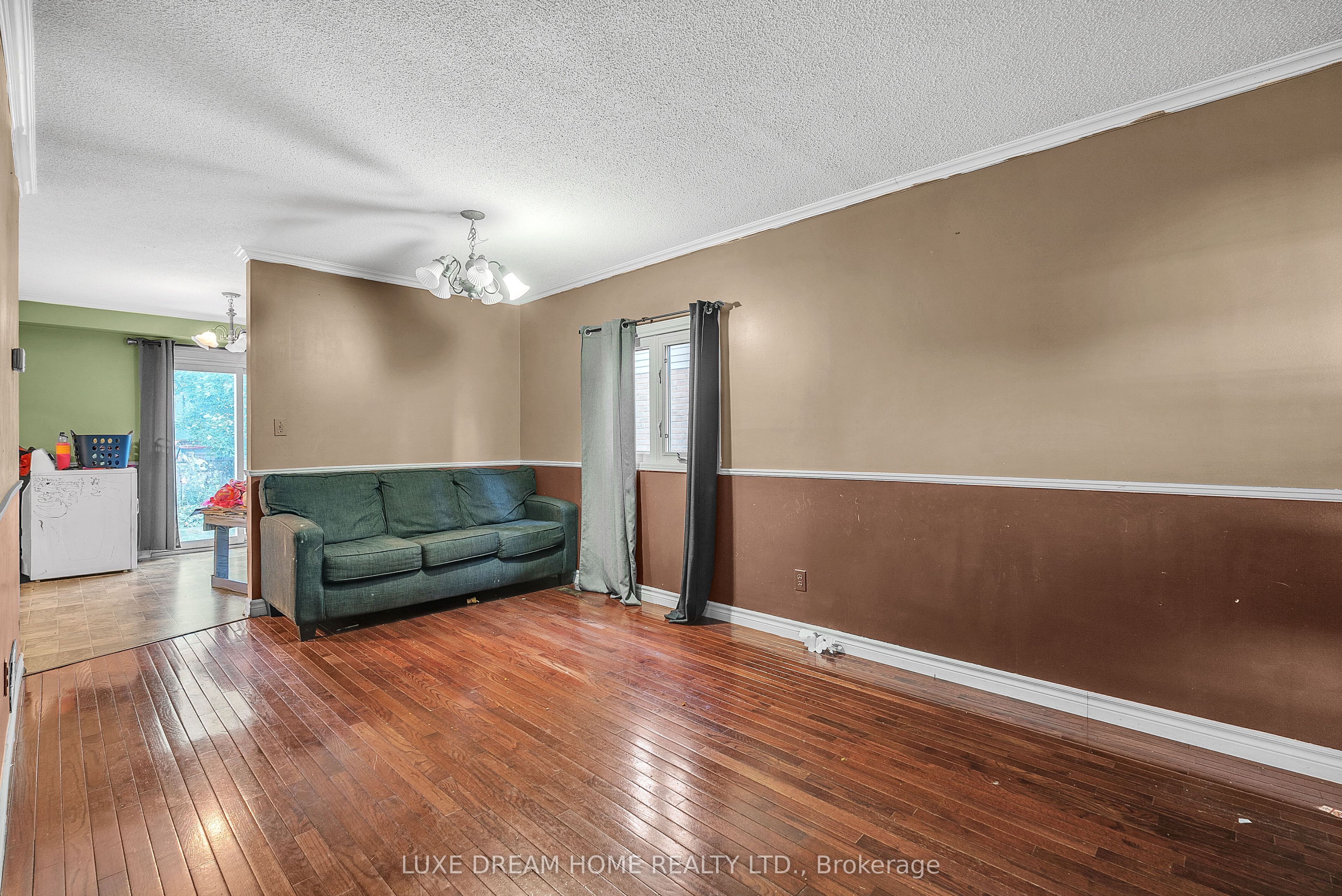 175 Albert Street Property Photo 12