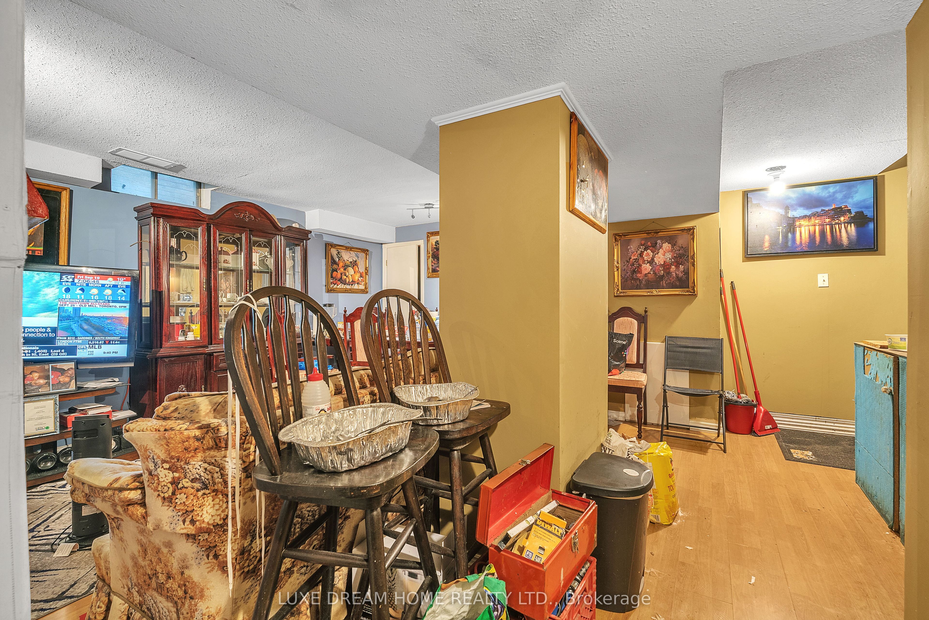 175 Albert Street Property Photo 25