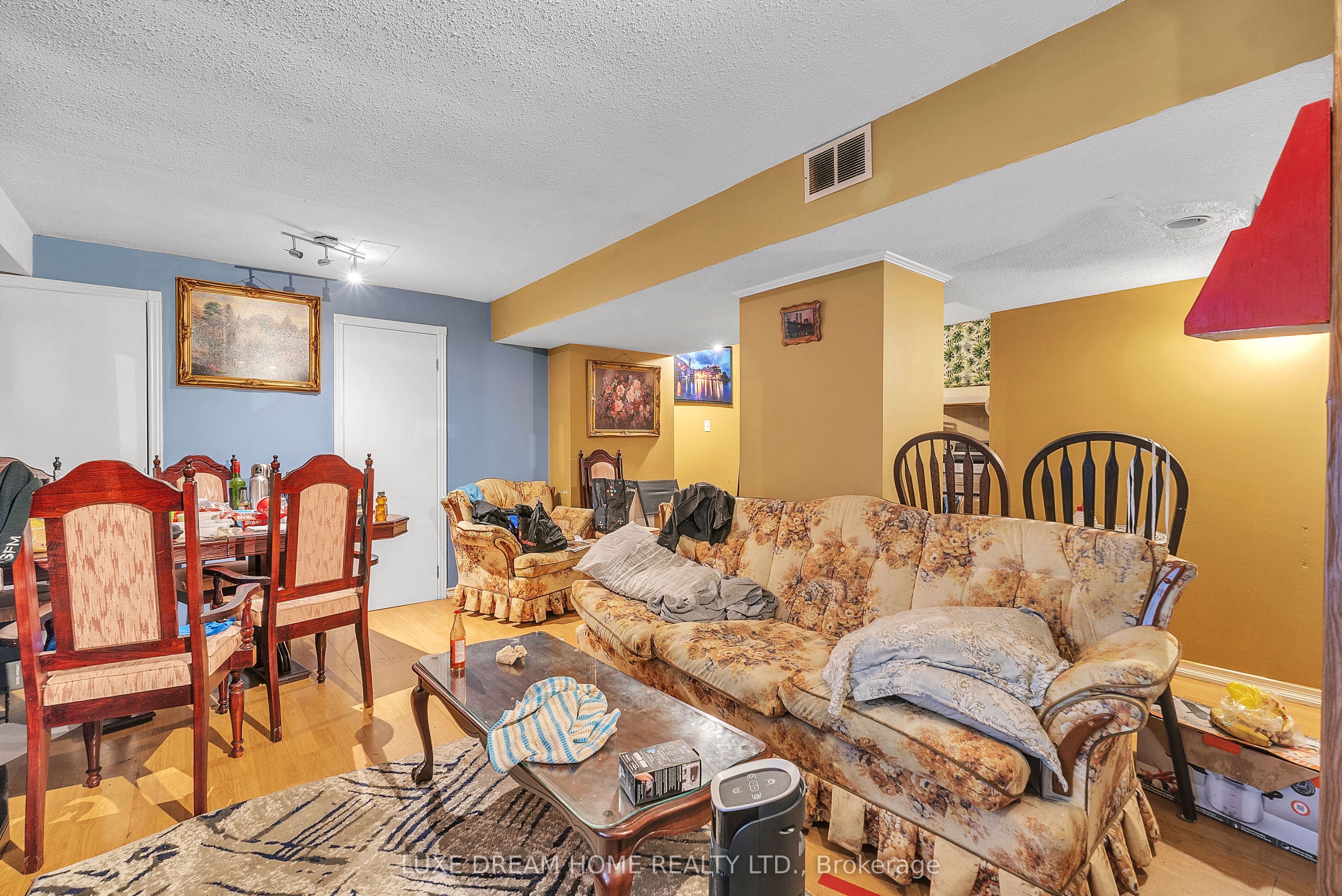 175 Albert Street Property Photo 26