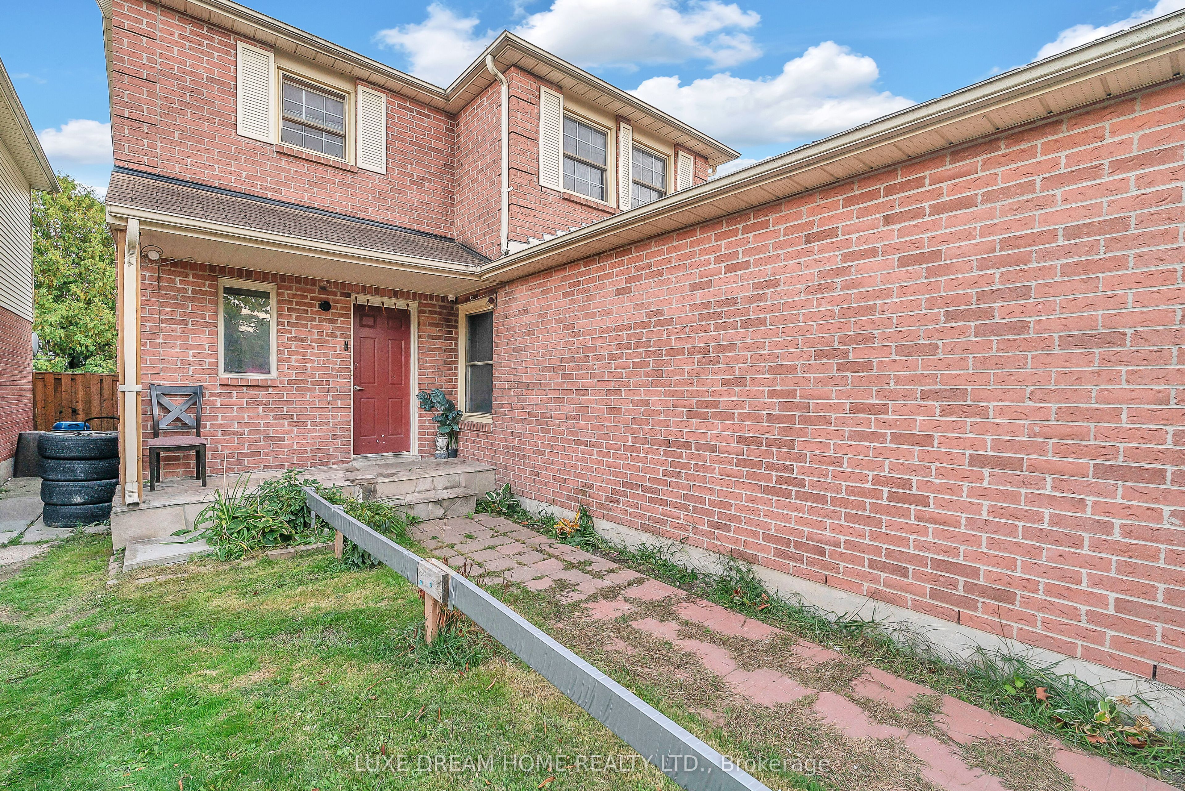 175 Albert Street Property Photo 31