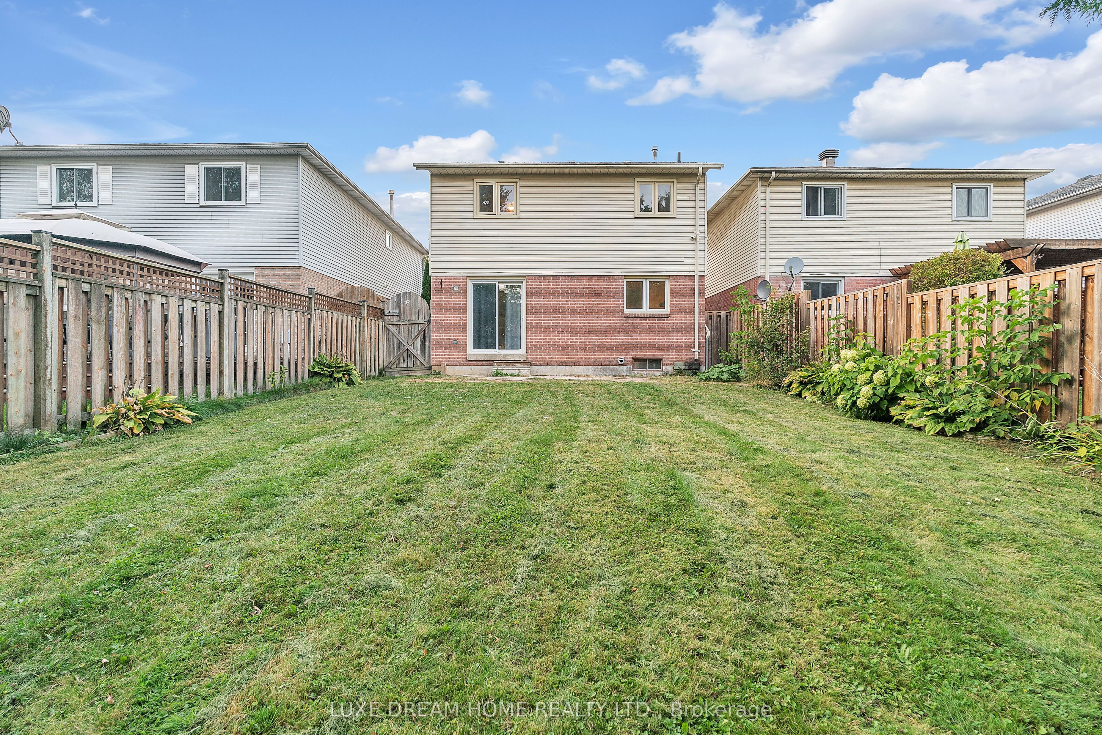175 Albert Street Property Photo 36