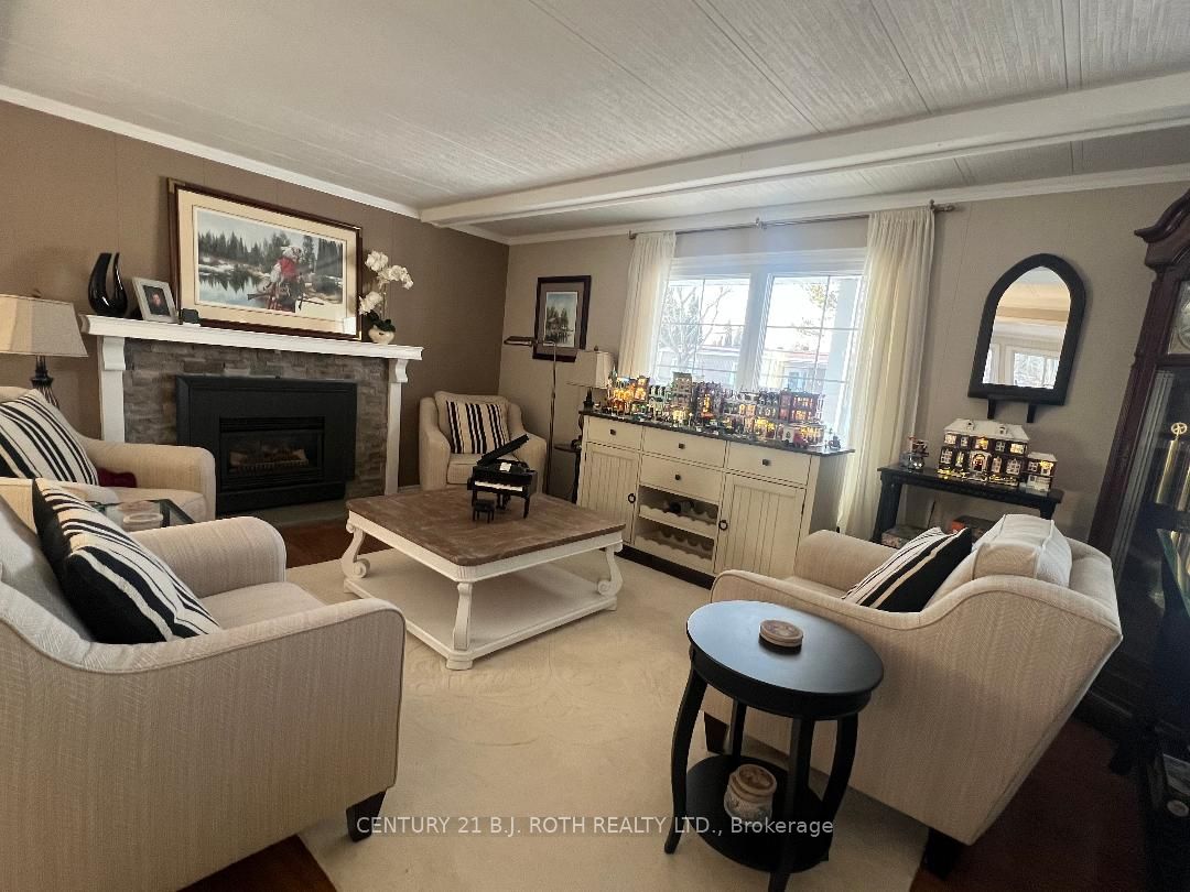 29 Corner Brook Trail Property Photo 6