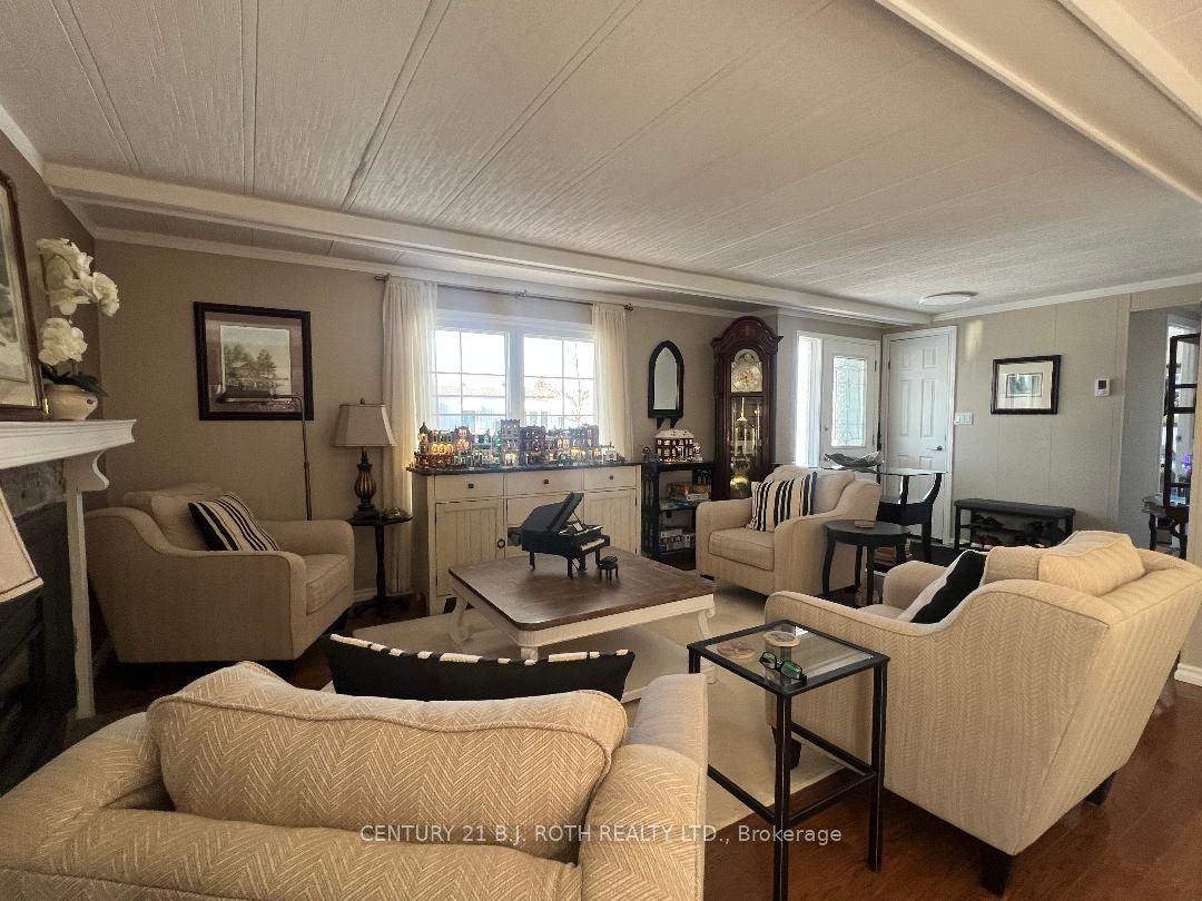29 Corner Brook Trail Property Photo 7