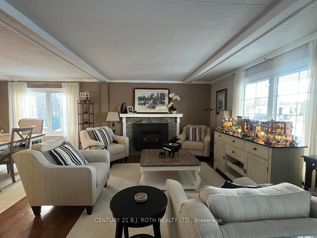 29 Corner Brook Trail Property Photo 15