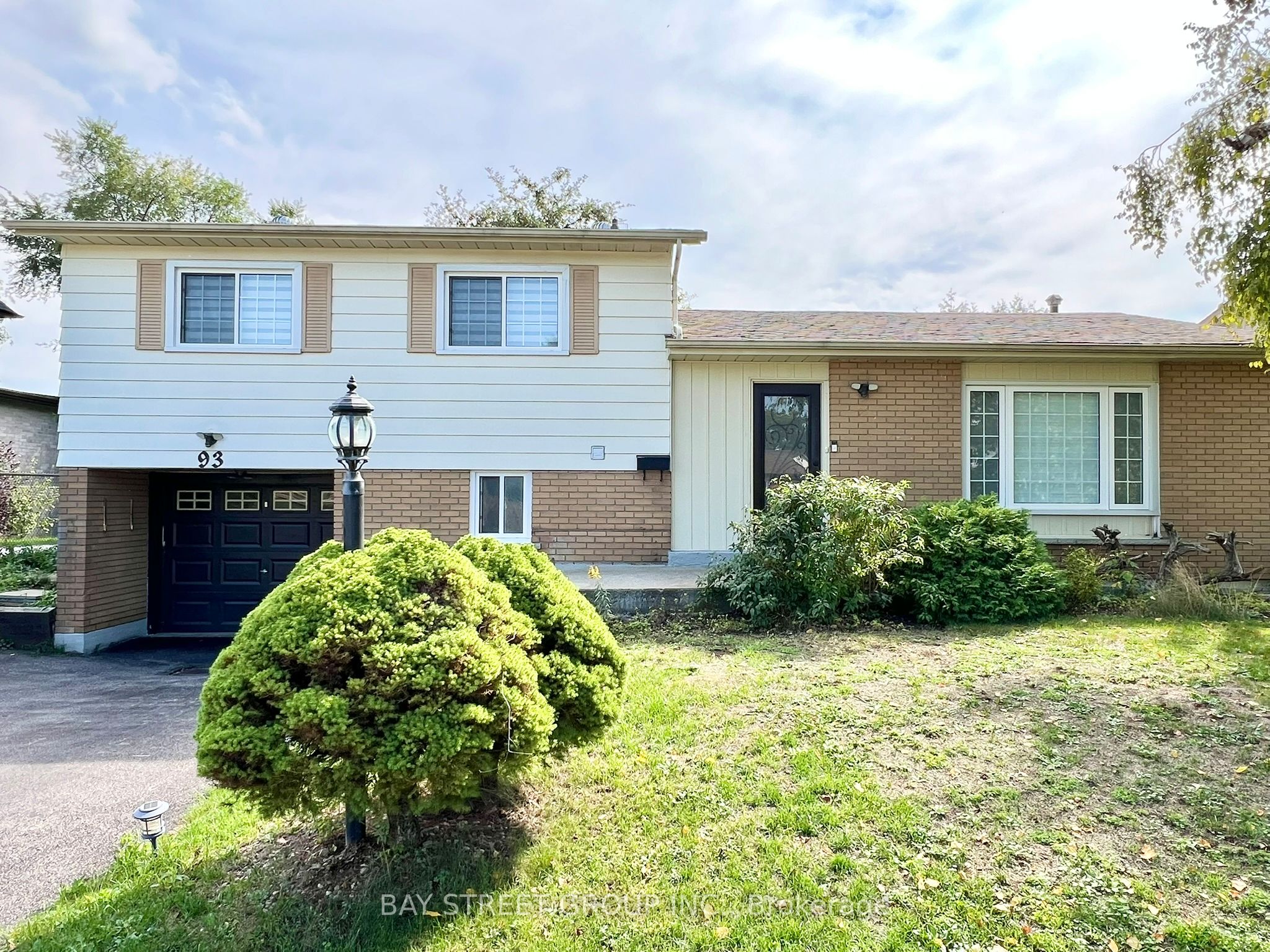 93 Parkway Avenue Property Photo 1