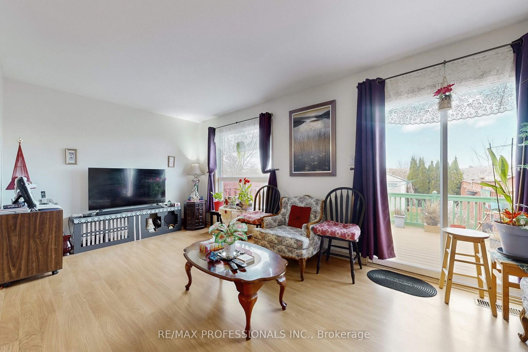 44 Shephard Avenue Property Photo 2