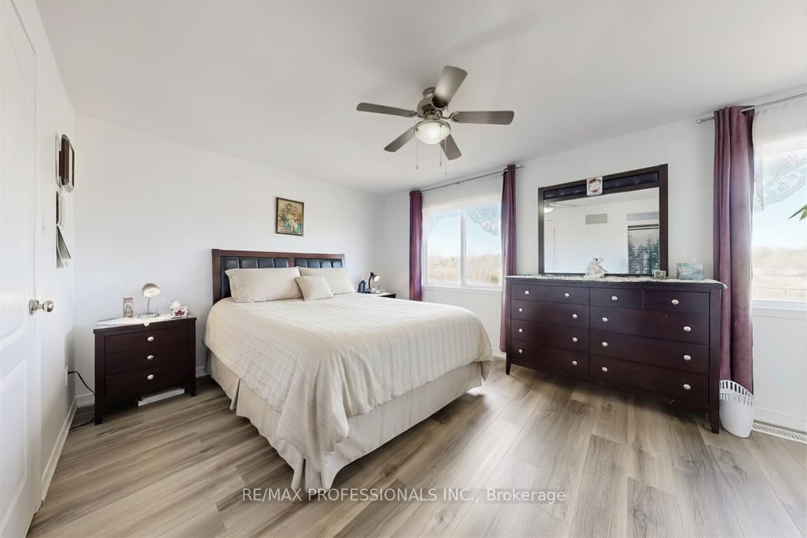 44 Shephard Avenue Property Photo 6