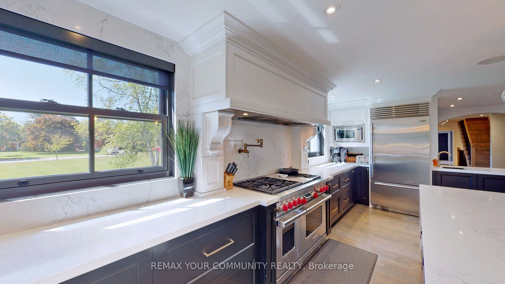 557 Aintree Drive Property Photo 15