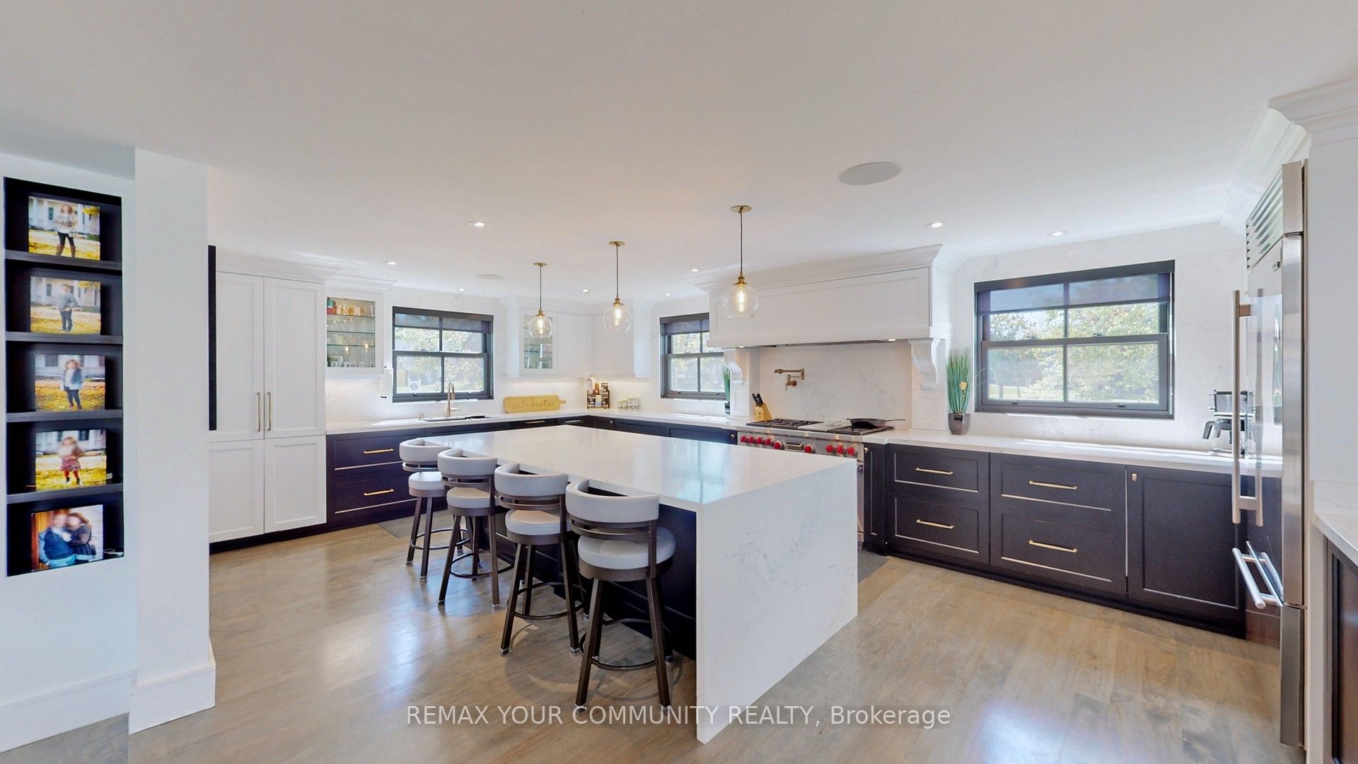 557 Aintree Drive Property Photo 16